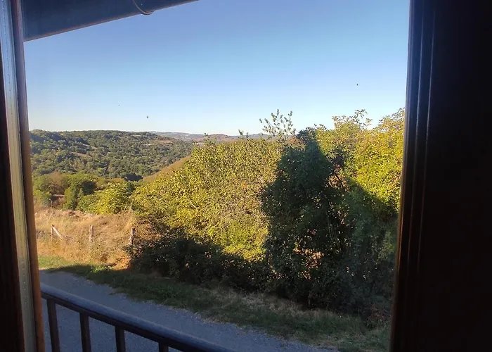 Hébergement de vacances Au Calme Avec Superbe Vue : La Talonie