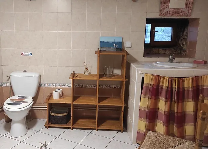 Au Calme Avec Superbe Vue : La Talonie Hébergement de vacances